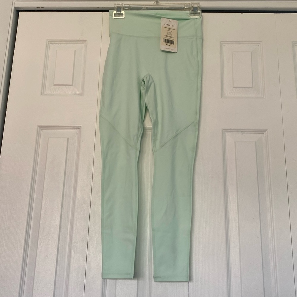 Fabletics yoga pants